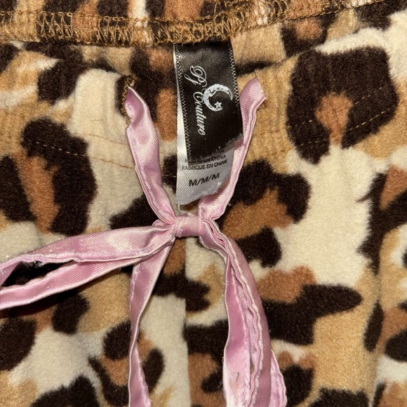 Pj couture leopard pink bow print pajamas - Picture 3 of 3